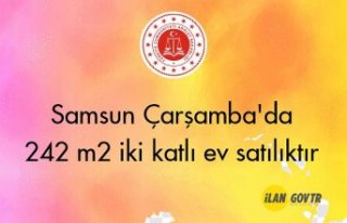 Samsun Çarşamba'da 242 m² iki katlı ev icradan...