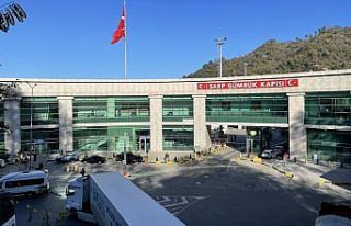 Sarp Sınır Kapısı'ndan bir günde 726 tır çıkış...