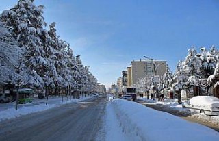Tokat, Çorum, Kastamonu ve Sinop'ta kar yağışı...