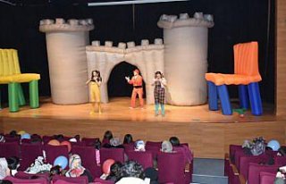 Boyabat'ta Çocuk Tiyatro Festivali başladı