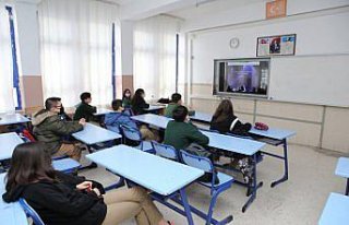 Çorumlu öğrenciler NASA'da çalışan Türk bilim...