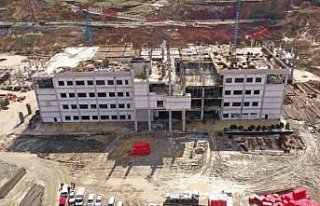 Ordu Şehir Hastanesi'nin kaba inşaatı yüzde 28...