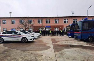 Samsun'da jandarmadan cezaevi personeline trafik güvenliği...