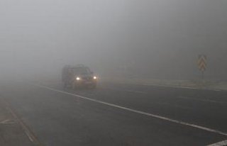 Bolu Dağı'nda yoğun sis ulaşımı olumsuz etkiliyor