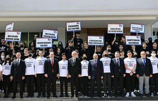 Trabzon'da lise öğrencileri 