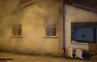 Kastamonu'da çıkan yangında cami lojmanı kullanılamaz...