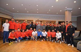 Serbest Güreş A Milli Takımı, Akdeniz Oyunları'na...