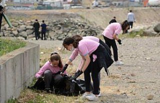 Zonguldak'ta deniz dibi ve sahil temizliği yapıldı