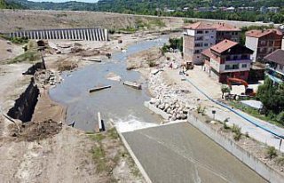 Bartın'da selden etkilenen bölgelerde çalışmalar...