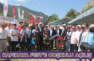 KAPIKAYA FEST’E COŞKULU AÇILIŞ