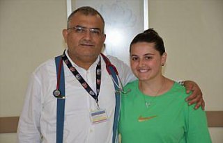 Kosovalı genç kız resim tutkusu ile tümörü yendi