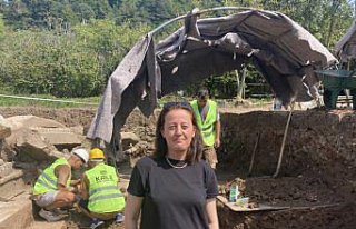 Amasra'da temel kazısında rastlanılan tarihi kalıntılar,...
