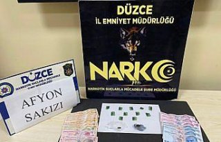 Düzce'de uyuşturucu operasyonunda 2 şüpheli...