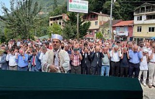 Ticaret Bakanı Muş'un dayısının cenazesi Trabzon'da...