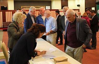 Rize Ticaret Borsası Başkanlığına Mehmet Erdoğan...