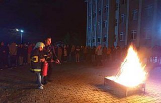 Taşköprü'de öğrenci pansiyonunda yangın...