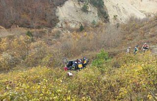 Amasya'da devrilen otomobildeki 1 kişi öldü,...