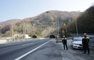 Anadolu Otoyolu'nda kurallara uymayan sürücüler...