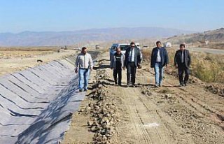 Uğurludağ Kaymakamı Şahin'den sulama projesi inşaatında...