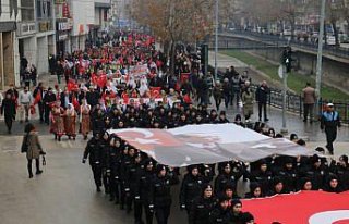 Kastamonu'da düzenlenen ilk Türk kadın mitingi...