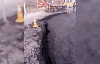 Çorum'un Dodurga-İskilip kara yolunda heyelan...