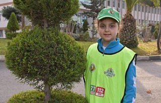 Trabzon'da öğrenciler orman ekosistemini okulunda...