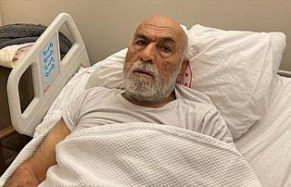 Bolu'da tedavi gören 75 yaşındaki depremzede kadın...