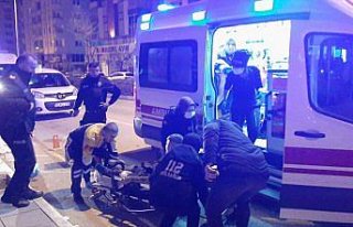 Çorum'da otomobilde silahla vurulan 2 kişi yaralandı