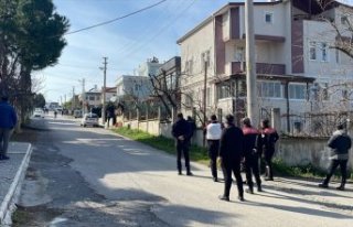 Samsun'da eşinin rehin aldığı anne ve 3 çocuğu...