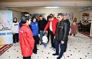 Vali Gürel'den depremzedelere ziyaret