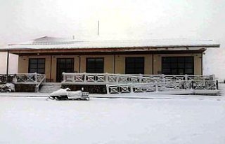 Karabük ve Bolu'nun yüksek kesimlerinde kar...