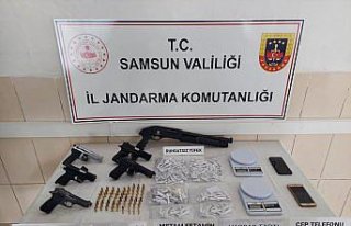 Samsun'daki uyuşturucu operasyonunda 2 şüpheli...