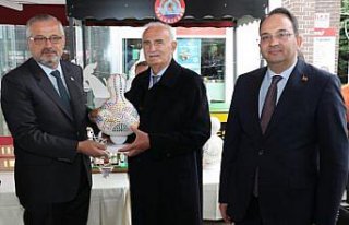 Bafra'da “Engelsiz Emekler Sergisi“ açıldı