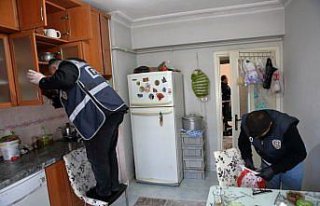 Çorum'da 22 adrese düzenlenen eş zamanlı...