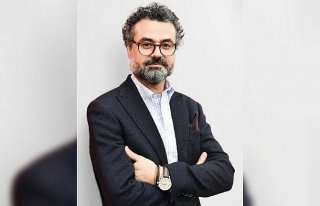 Koklear implant yaşlılıkta işitme kaybına çözüm...