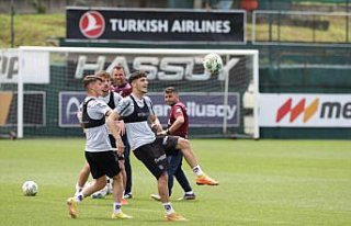 Trabzonspor, Medipol Başakşehir maçı için İstanbul'a...