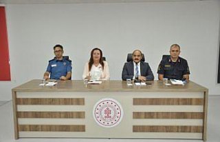 Gümüşhacıköy'de muhtarlar toplantısı yapıldı