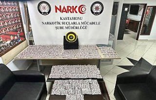 Kastamonu'da otomobilin hoparlöründe 5 bin 558 uyuşturucu...