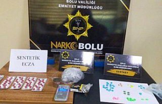 Bolu'da uyuşturucu operasyonunda yakalanan zanlı...