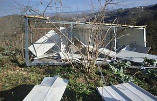 Salıpazarı'nda fırtına etkili oldu