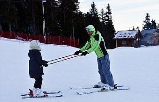 Artvin'deki Atabarı Kayak Merkezi'nde sezon açıldı