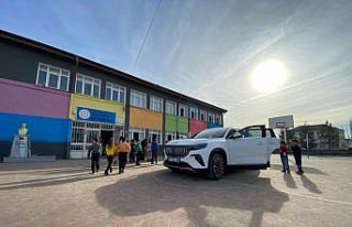 Sulusaray'da öğrenciler Togg'la buluştu