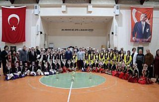 Yeniçağa'da Okullar Arası Halk Oyunları Yarışması...