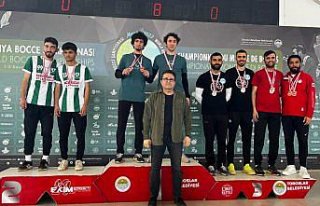 Alaçamlı sporcular, Türkiye Erkekler Volo Şampiyonası'nda...