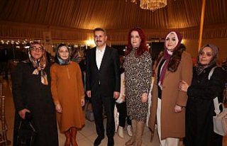 Tokat Belediye Başkanı Eroğlu, kadınlarla bir...