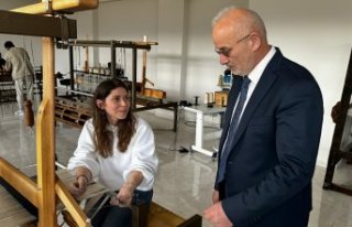 Geleneksel motifler kenevir tezgahlarında gelecek...
