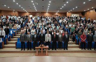 Karabük Üniversitesi Tıp Fakültesi öğrencileri,...