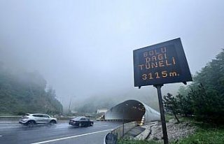 Bolu Dağı'nda sis ve sağanak etkili oldu