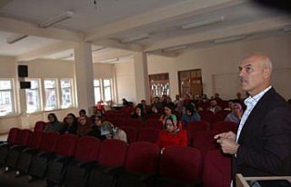 Çaykara'da öğretmenlere temel iş sağlığı ve...