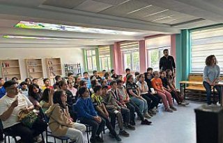 Tokat'ta ortaokulda çevrim içi söyleşi yapıldı